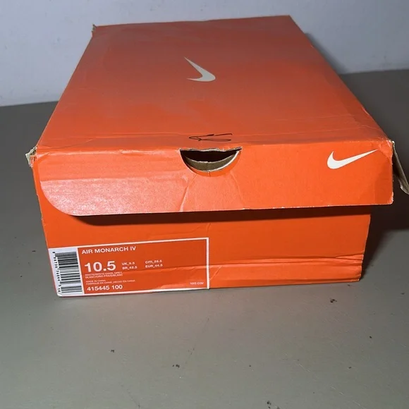 Nike Air Monarch  IV - Size 10.5 Men's NWT/BOX - Picture 5 of 8